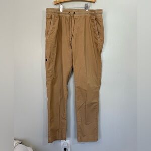 LL Bean Tan Cotton Rip Stop Pull On Slim Cargo Hiking Pants Women’s M Petite